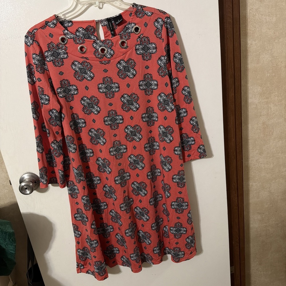 New Directions Woman's Dress Size Small